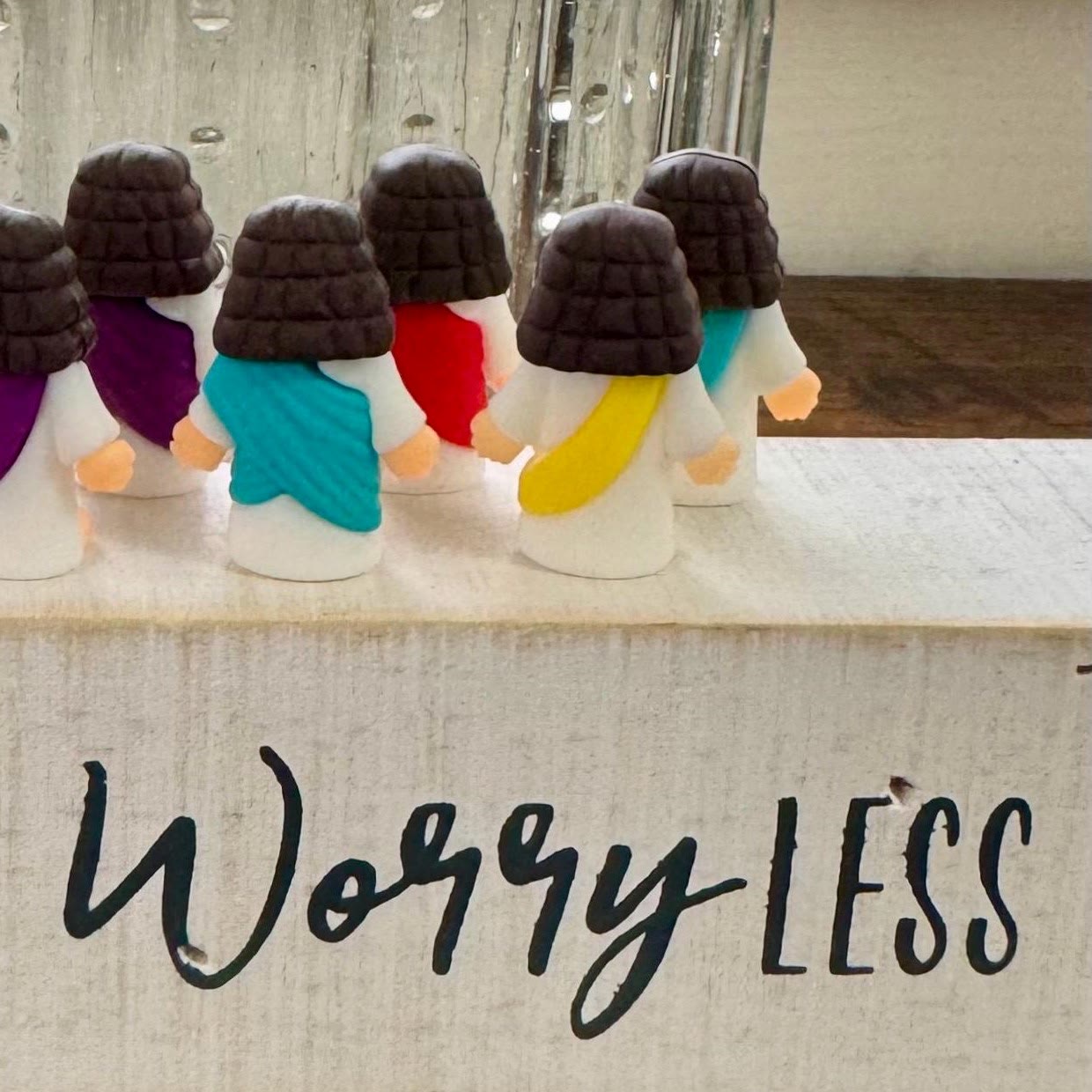AMUSOUL 5/10/20/30pcs We All Need A Little Jesus Figurine – A Touch of Divine Presence Father's Day Gift