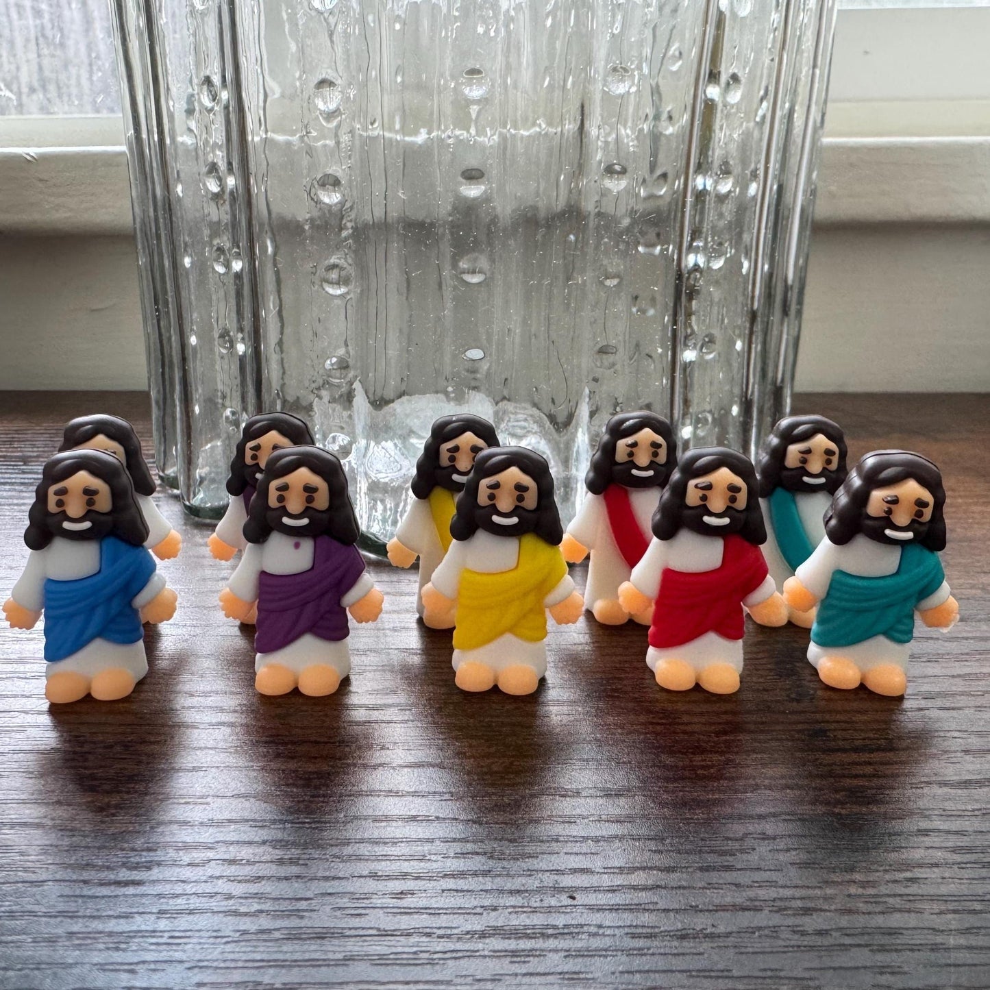 AMUSOUL 5/10/20/30pcs We All Need A Little Jesus Figurine – A Touch of Divine Presence Father's Day Gift