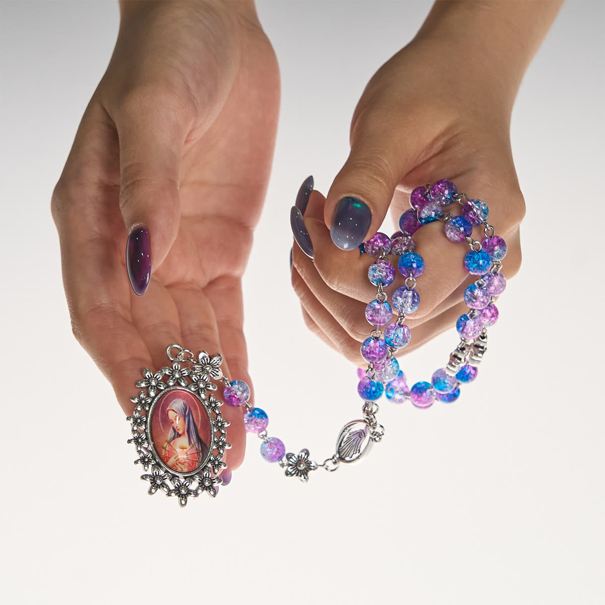 AMUSOUL Seven Sorrow of 8 mm Round Blue-Purple Gradient Rosary with Floral - Carved Our Lady of Sorrows Pendant