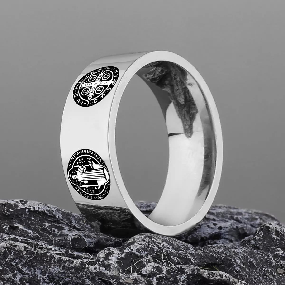 AMUSOUL Religion St. Benedict Titanium Ring