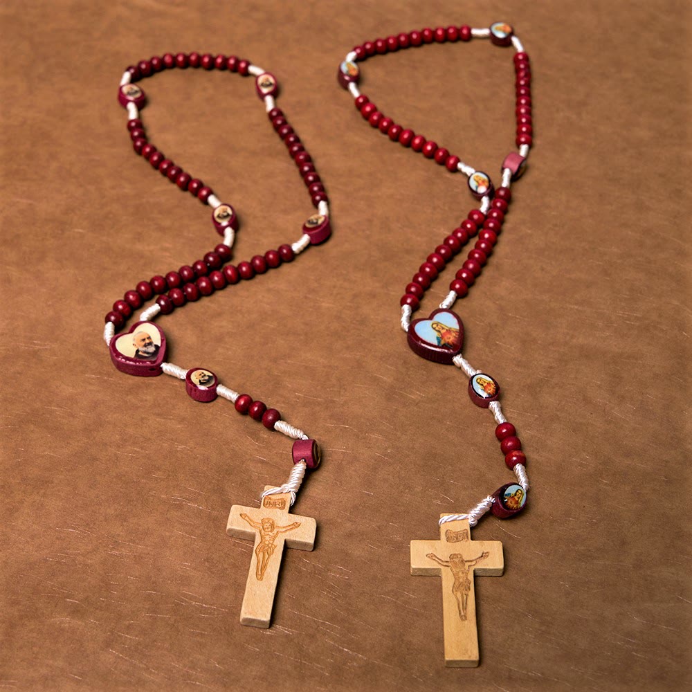 AMUSOUL Wine Red Wooden Beads Cross Virgin Mary Hand Held Rosary