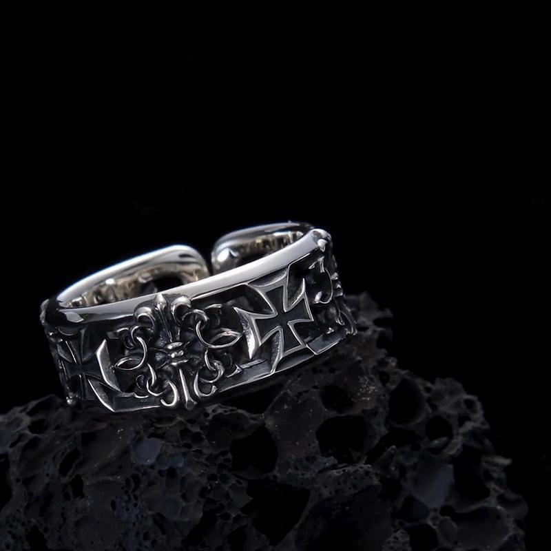 AMUSOUL Classic Cross Signet Ring – Symbol of Strength and Devotion