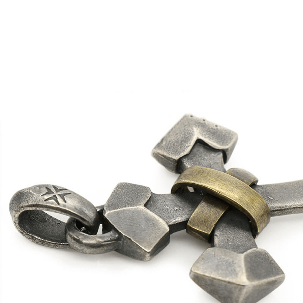 AMUSOUL 925 Sterling Silver Retro Style Heavy Metal Cross Pendant Necklace