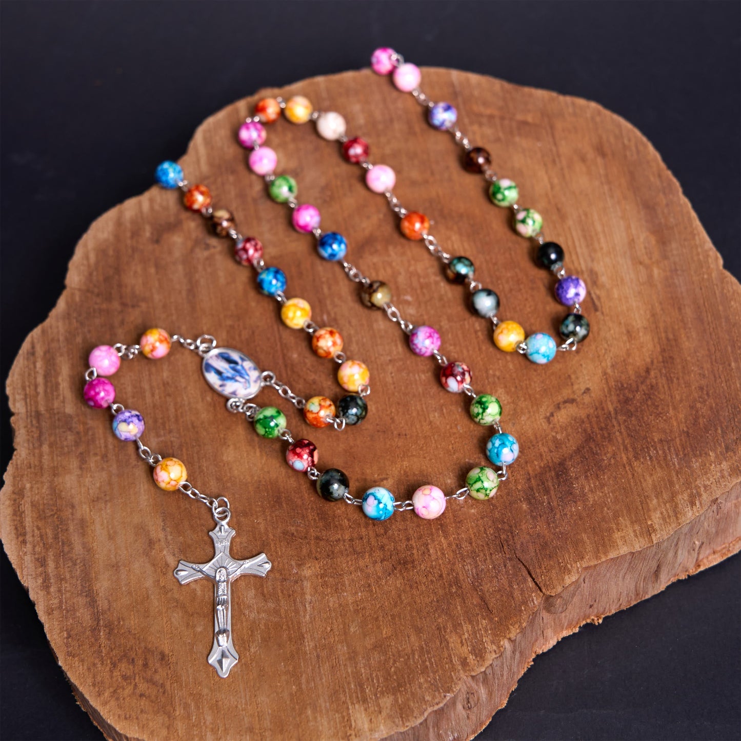 AMUSOUL  Assumption of Our Lady & Crucifix of 8 mm Round Multicolor Acrylic Alloy Chain Rosary