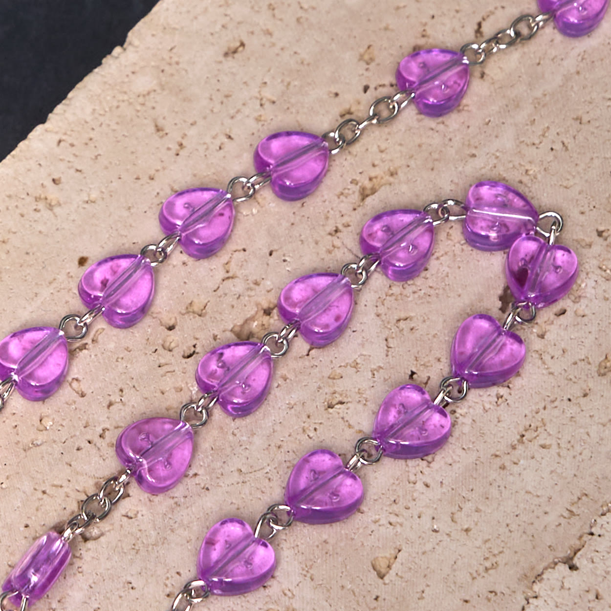 AMUSOUL Our Lady of the Rosary & Crucifix of 8 mm Heart Purple Acrylic Alloy Chain Rosary