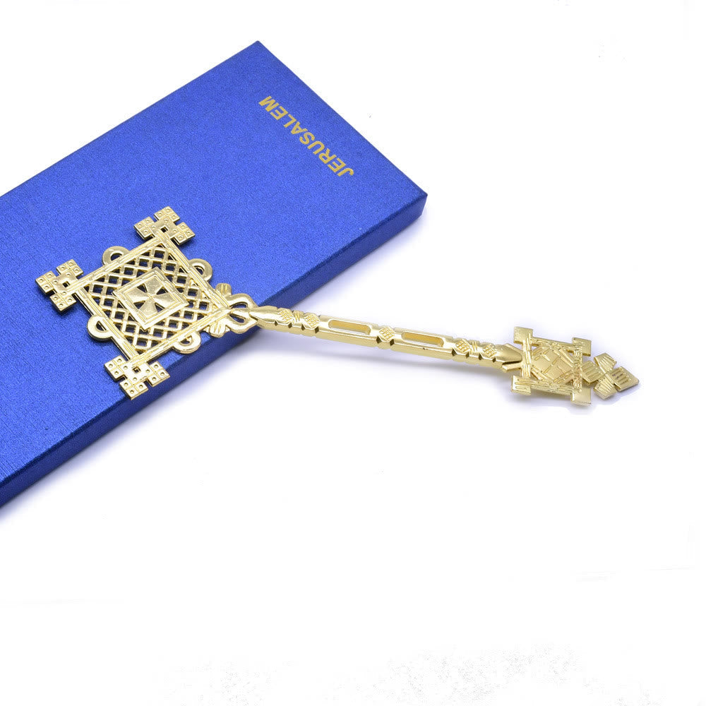 AMUSOUL  Classic Style Intricate Geometric Pattern Blessing Hand Cross