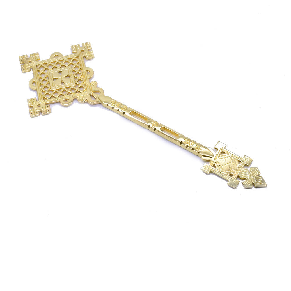 AMUSOUL  Classic Style Intricate Geometric Pattern Blessing Hand Cross