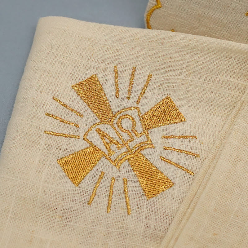 AMUSOUL  Classic Style Golden Shining Grace Cross Altar Linen Set