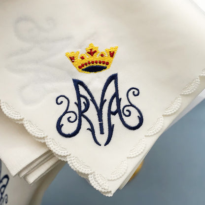 AMUSOUL  Classic Style Divine Our Lady's Crown Altar Linen Set
