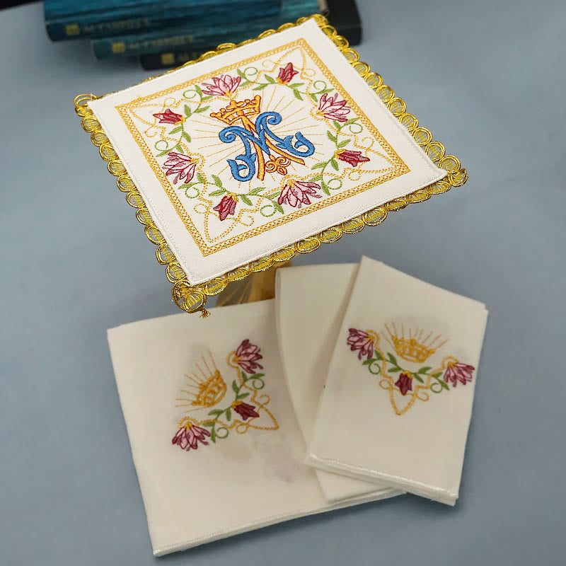 AMUSOUL  Classic Style Marian Floral Grace Altar Linen Set