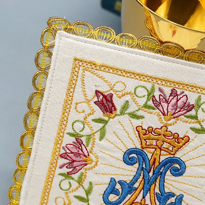AMUSOUL  Classic Style Marian Floral Grace Altar Linen Set