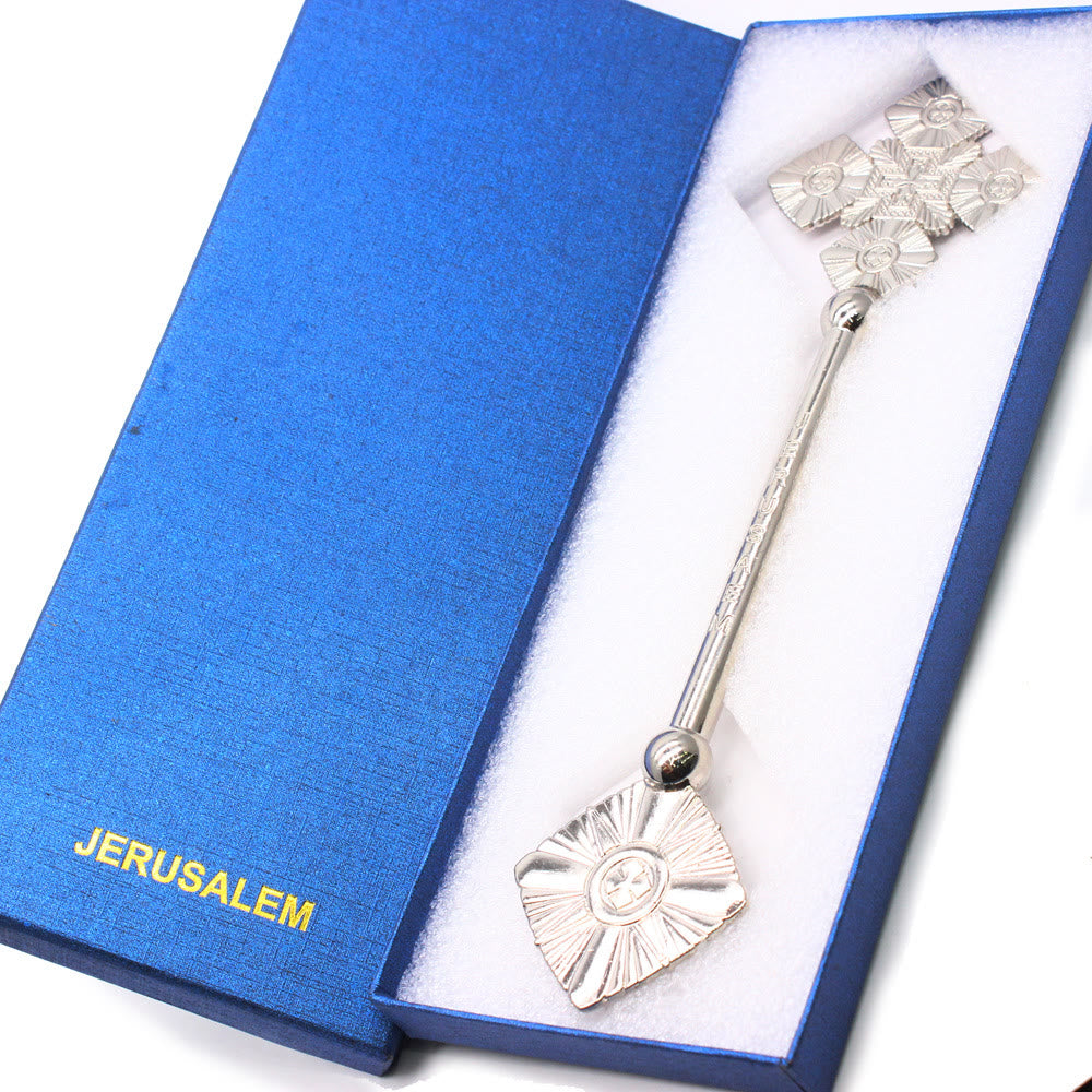 AMUSOUL  Classic Style Intricate Geometric Pattern Silvery Blessing Hand Cross