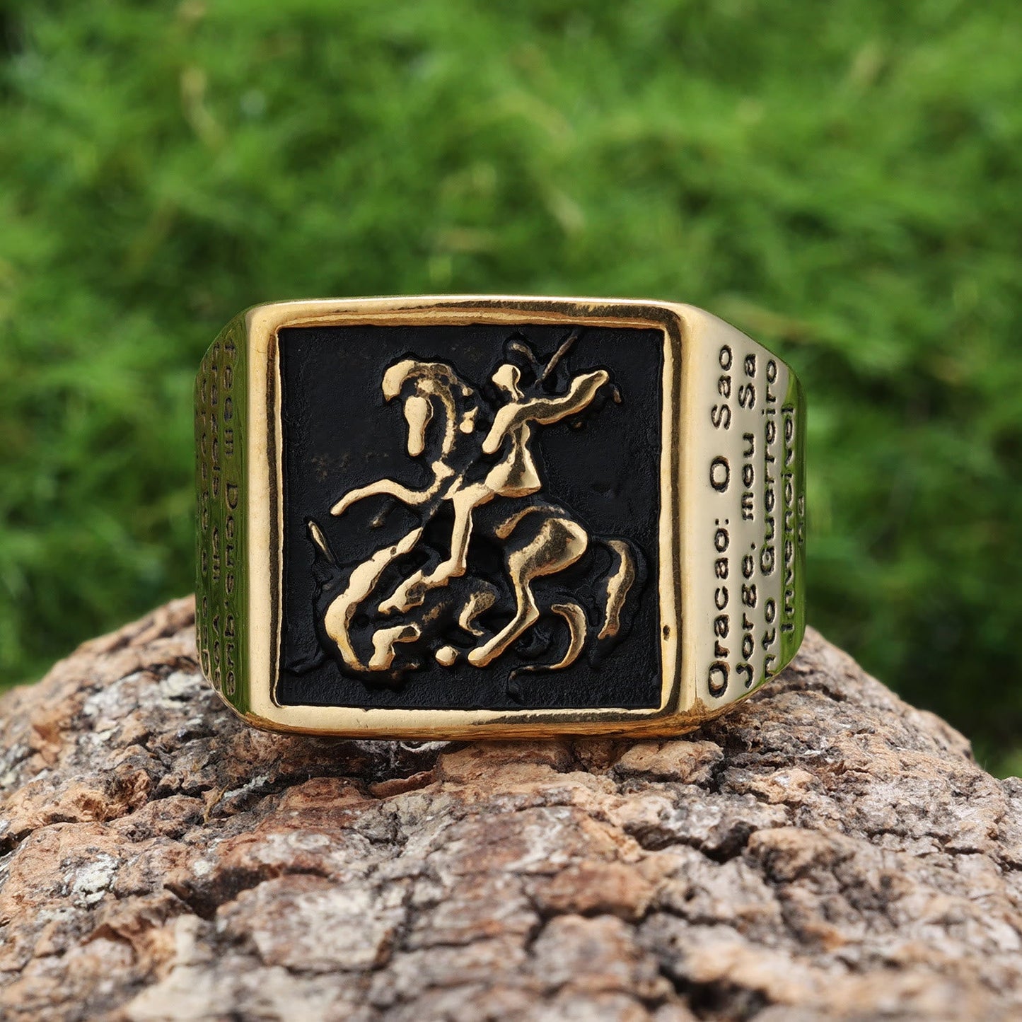 AMUSOUL  Retro Classic Style St. George Warrior Slave the Dragon Divine Protection Ring