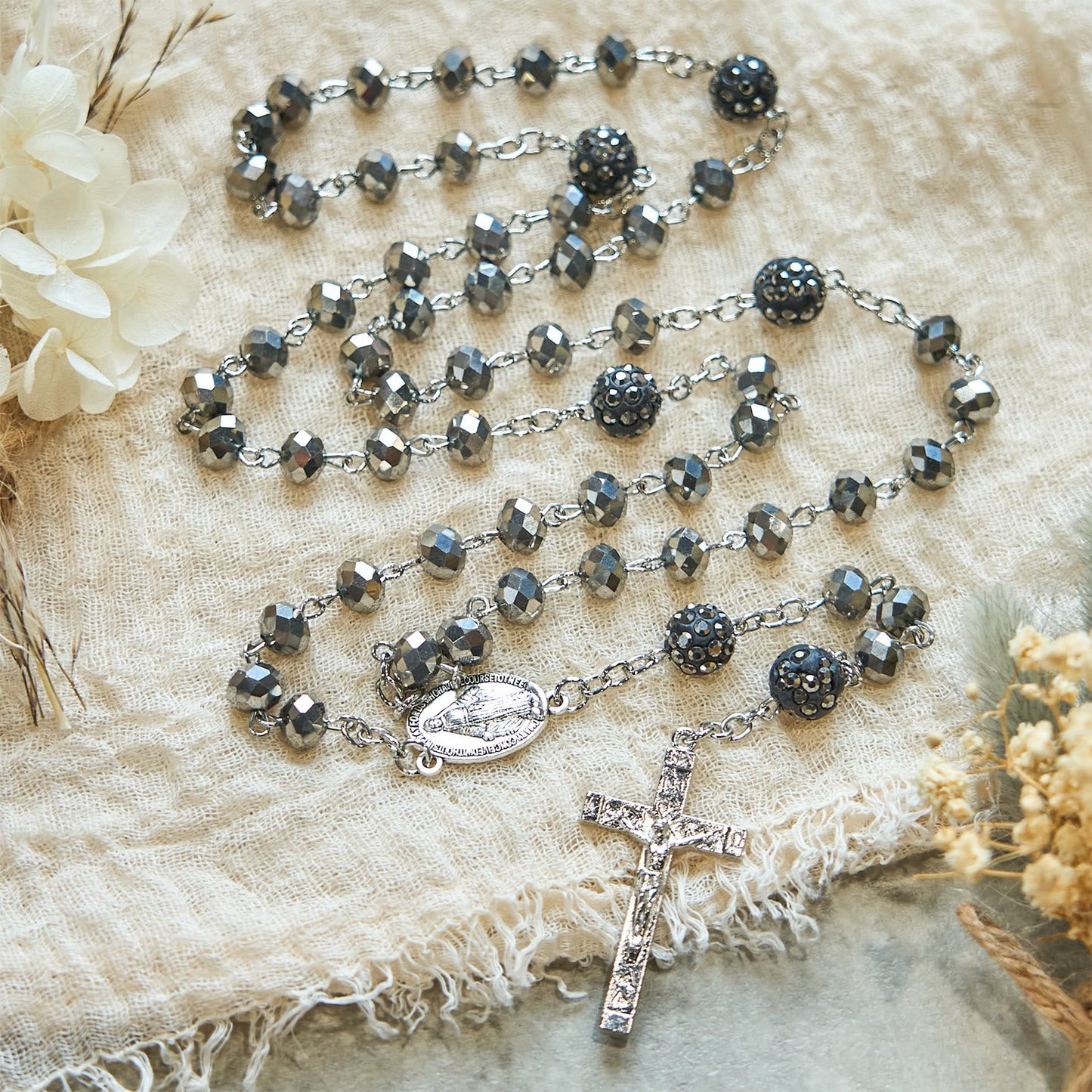 AMUSOUL Colorful Shiny Black Crystal Radiant Faith Rosary: A Spiritual and Aesthetic Delight