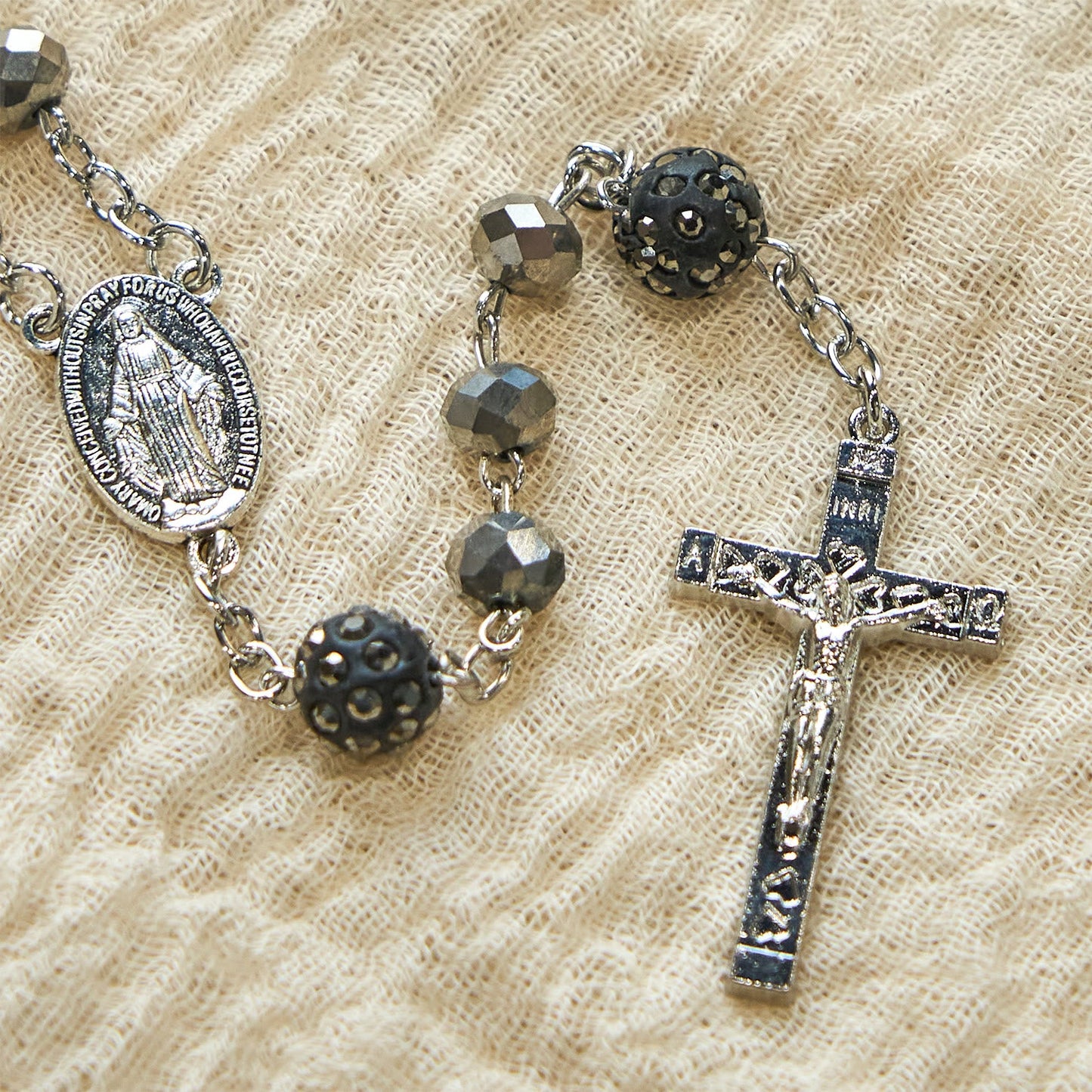 AMUSOUL Colorful Shiny Black Crystal Radiant Faith Rosary: A Spiritual and Aesthetic Delight