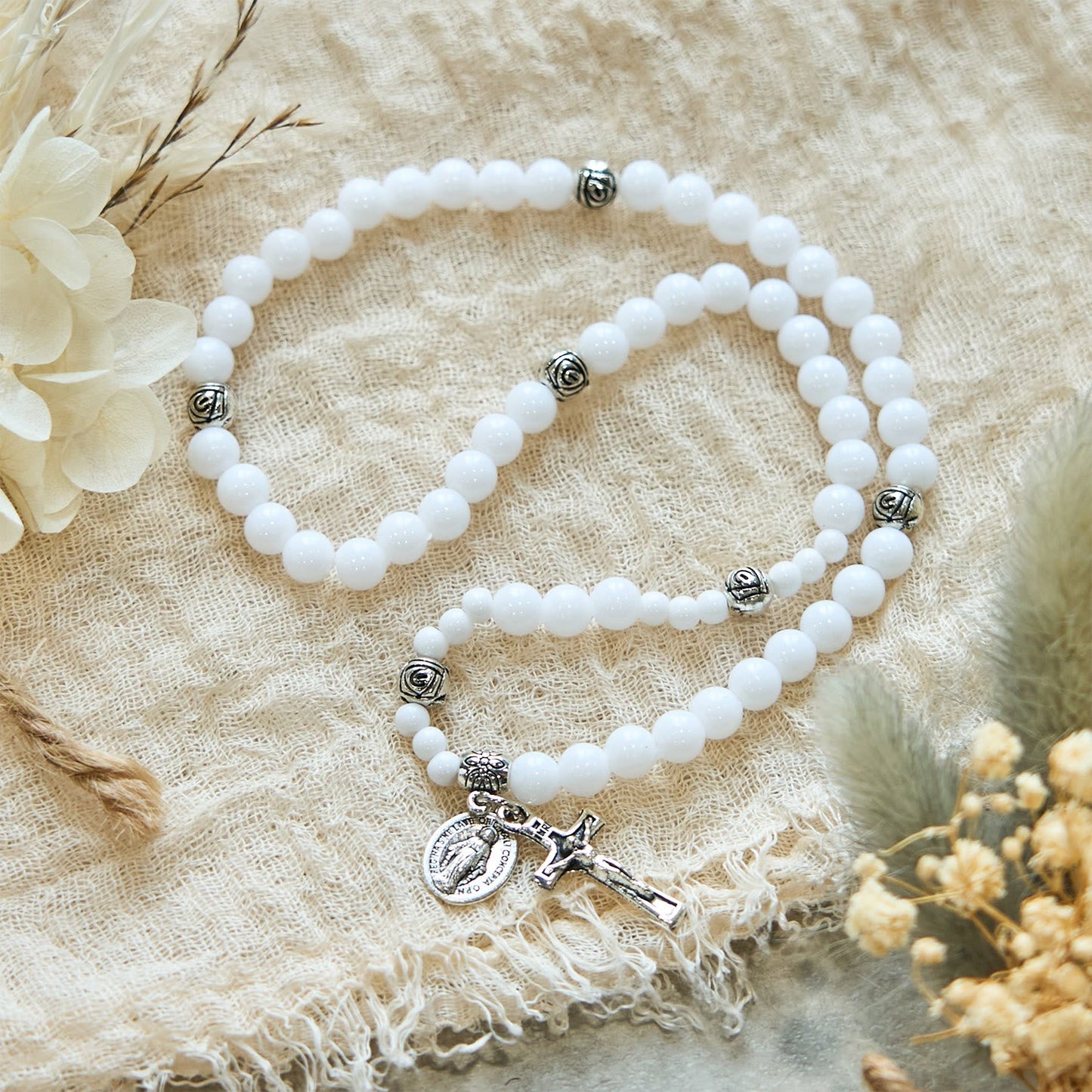 AMUSOUL  6mm White Bead Miraculous Medal & Crucifix Rosary Bracelet: A Symbol of Faith
