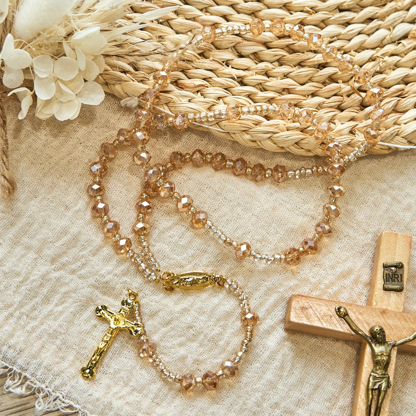 AMUSOUL Champagne Crystal Our Lady of Guadalupe Rosary: A Divine Sparkle