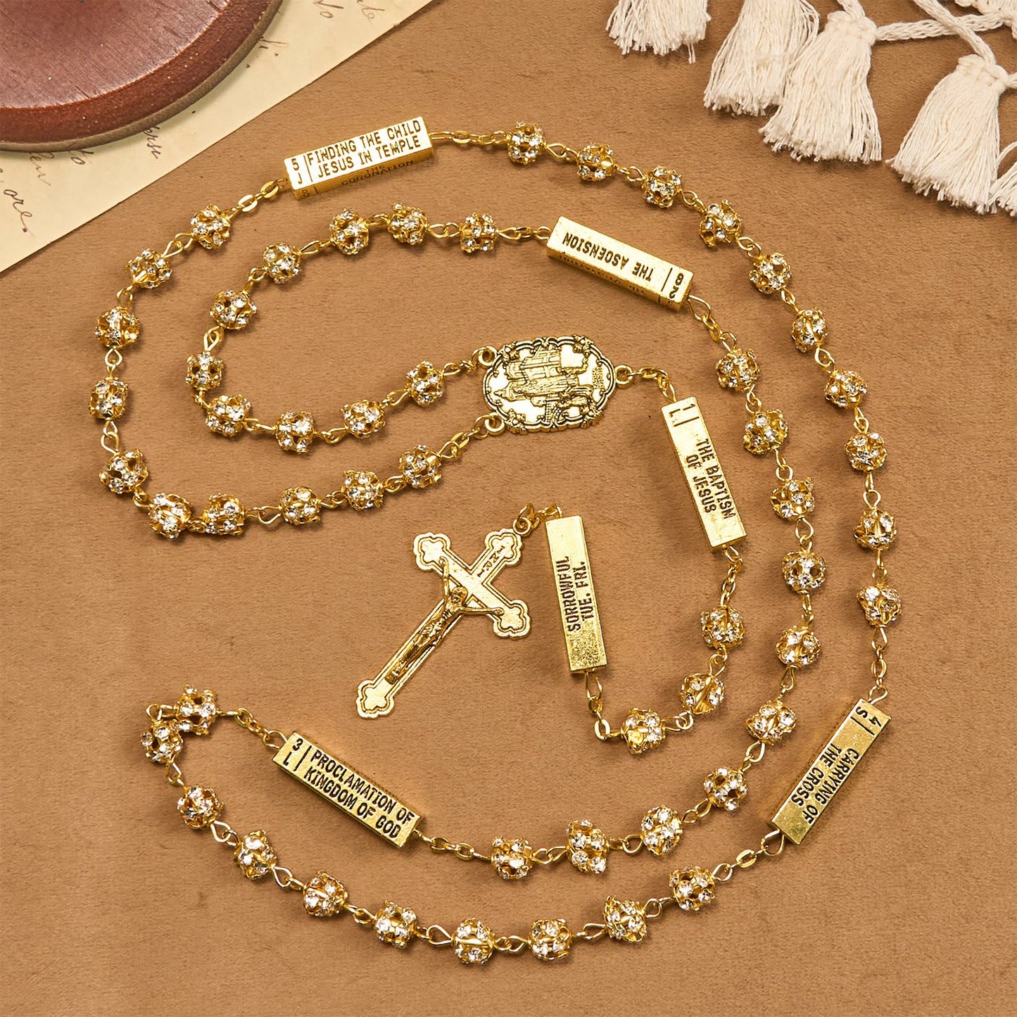 AMUSOUL Our Lady of Fátima & Crucifix of 8 mm Round Golden Metal Gems Alloy Chain Rosary