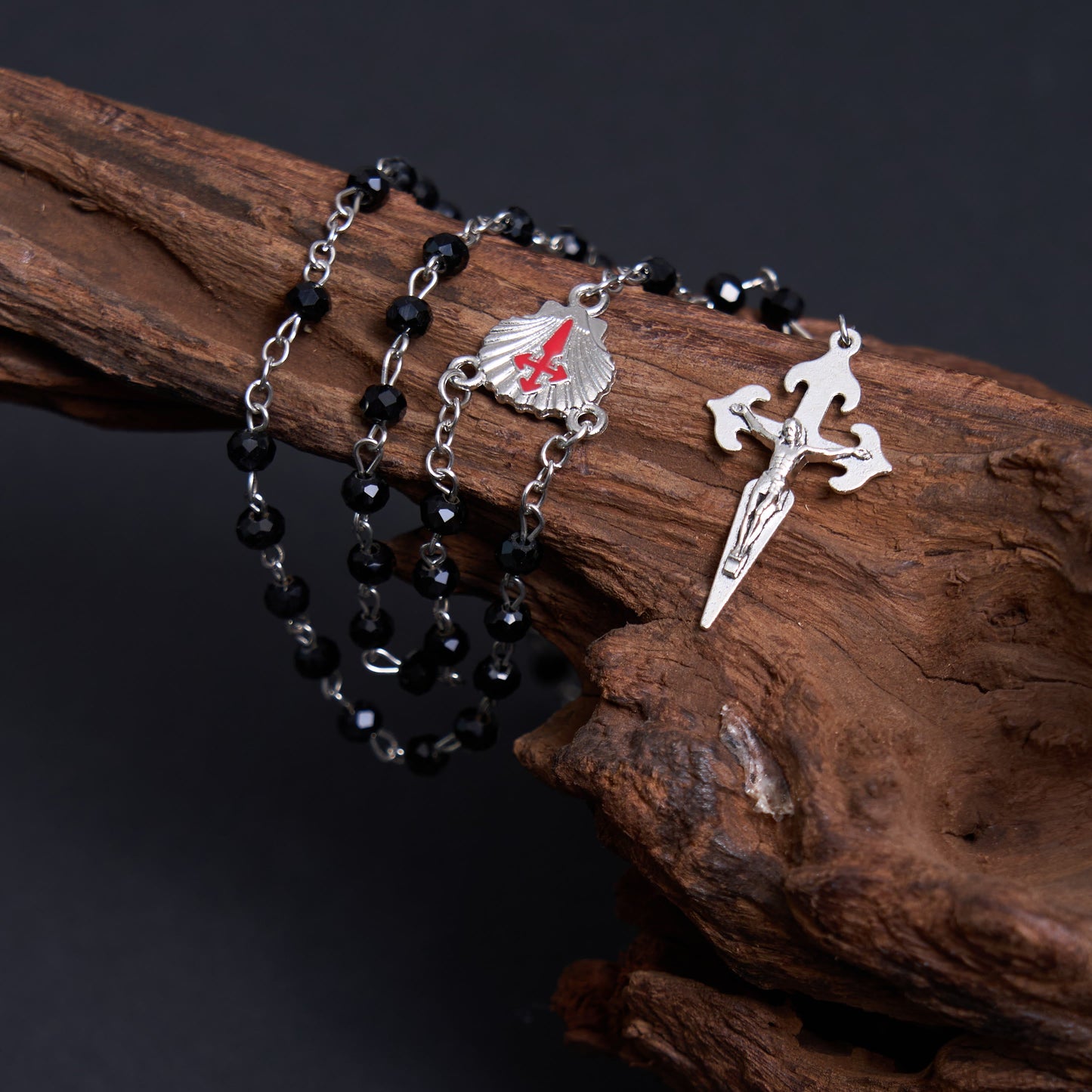 AMUSOUL Crucifix of 6 mm Polyhedron Black Crystal Alloy Chain Rosary