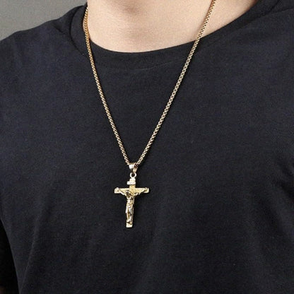 AMUSOUL Jewelry Crucifix Pendant Charm Necklace